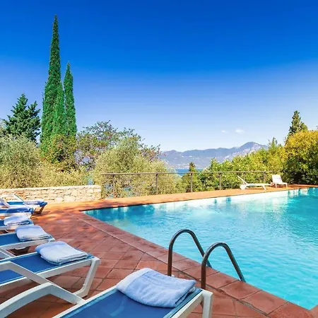 Villa Corazza 6&1, Emma Torri Del Benaco